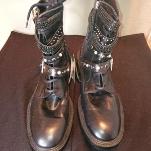 Detailed Biker Boots